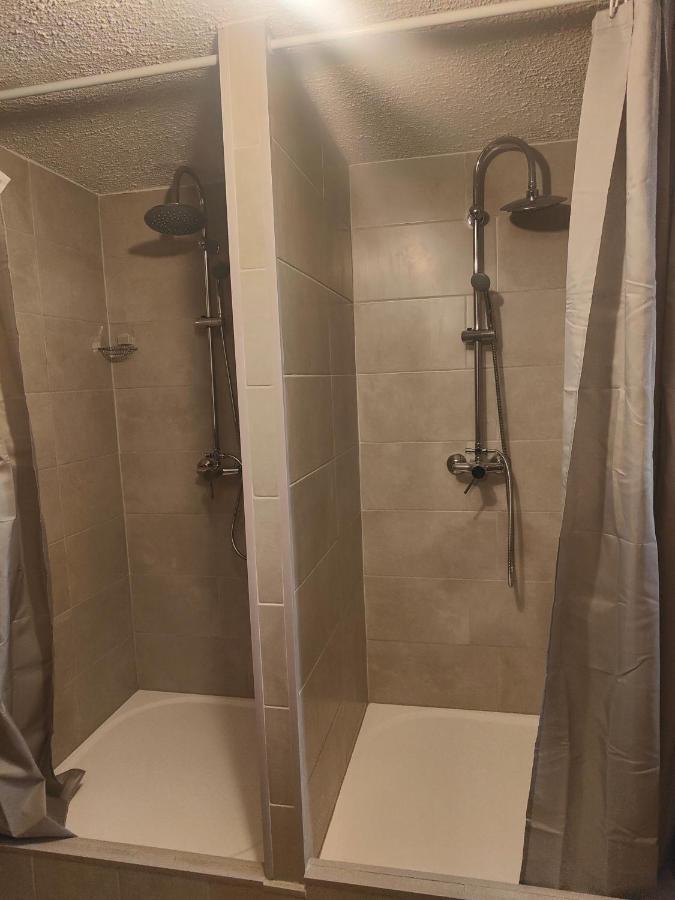 Chambre Climatisee Et Cosy Auberge Du Manala Hotel 24 24 圣路易 外观 照片